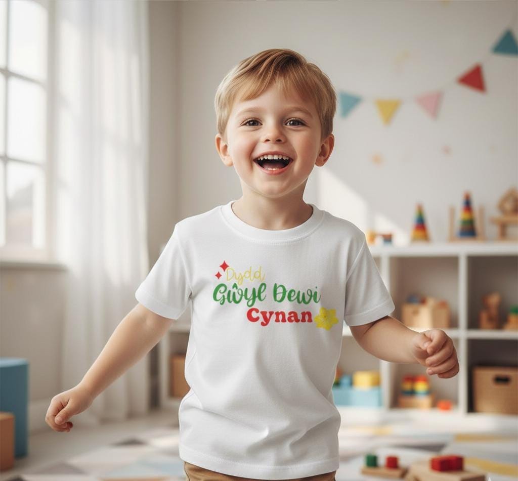 Personalised Dydd Gwyl Dewi T-shirt