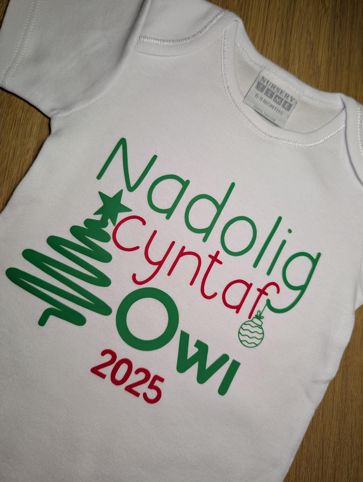 Personalized Welsh First Christmas Bodysuit – Nadolig Cyntaf 2025