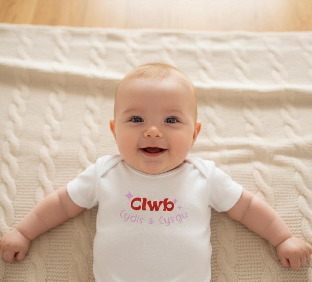 Welsh Baby Vest “Clwb Cydls & Cysgu”