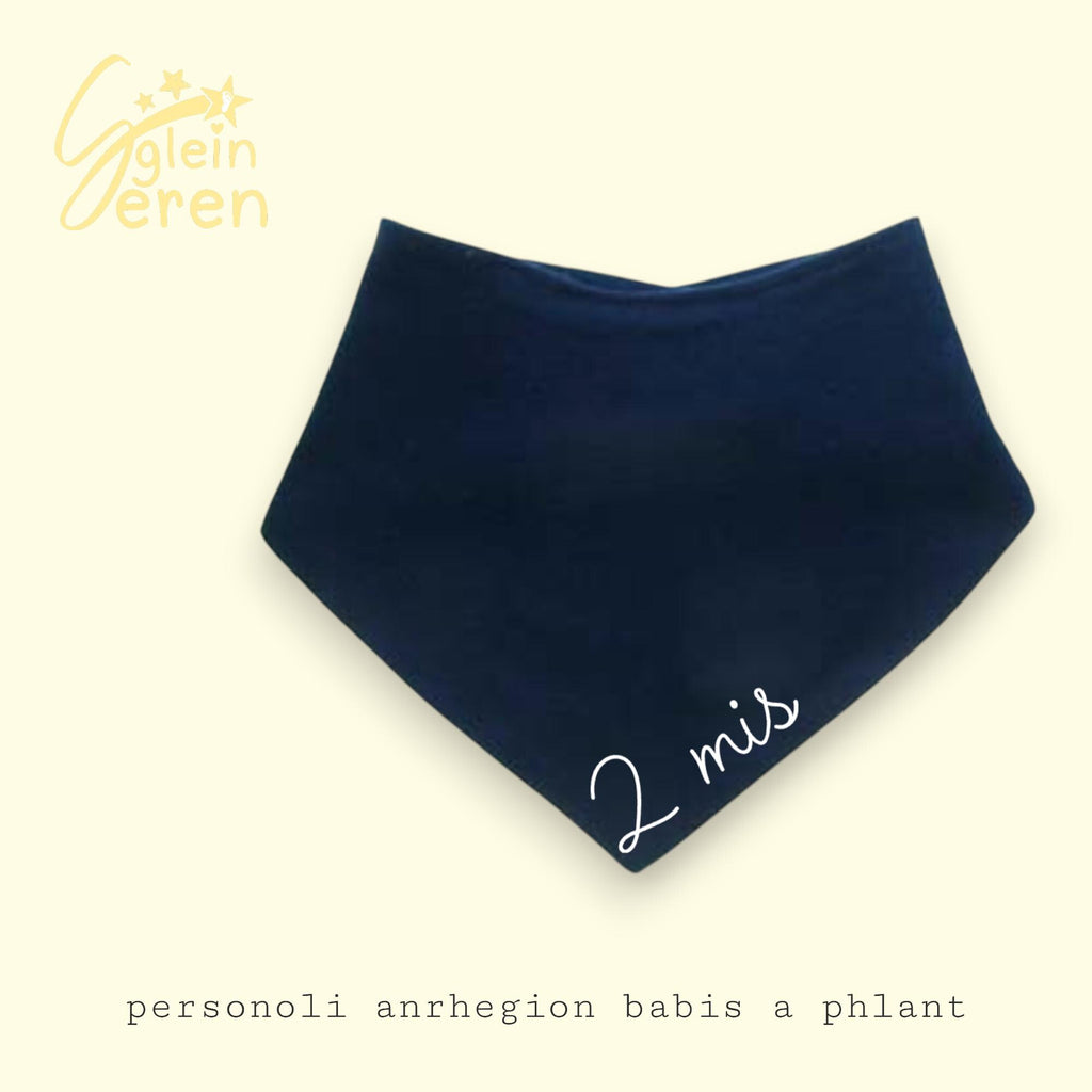 Welsh Baby Milestone Bandana Bib – “1 Mis” – Personalised Baby Bib – Available Individually or Sets of 3, 4 or 12