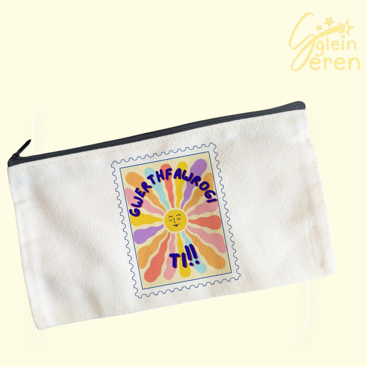 "Gwerthfawrogi Ti!" Welsh Language Pencil Case – Retro Sun Stamp Canvas Pouch
