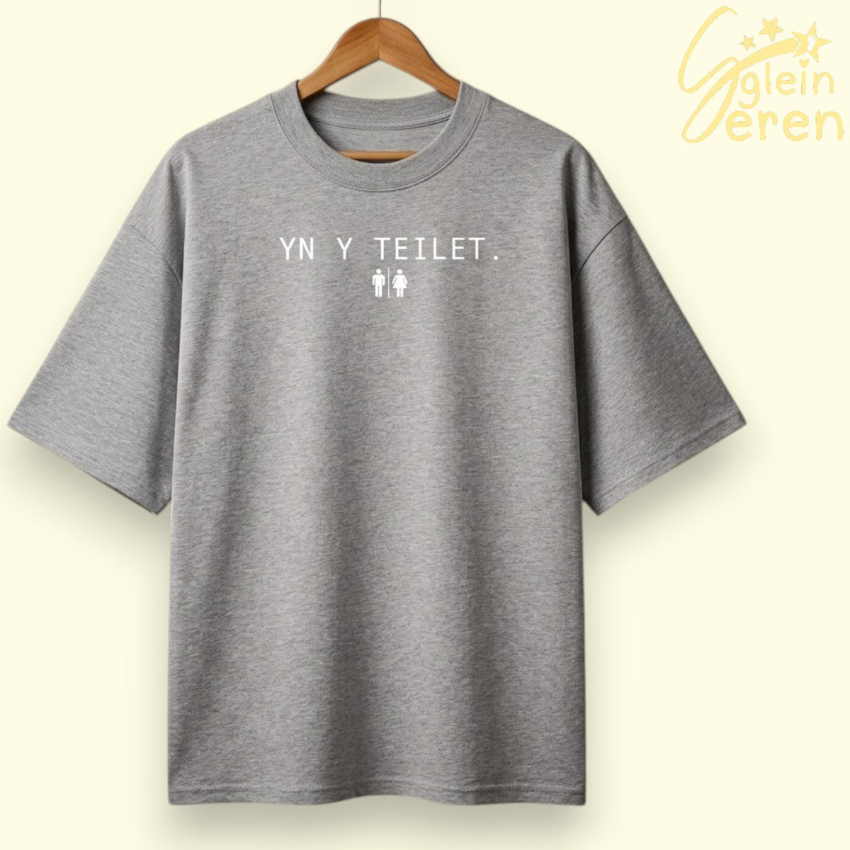 Crys-T "Yn y Teilet" Grey Oversized Tee – Casgliad Ibiza Ibiza (HTV)